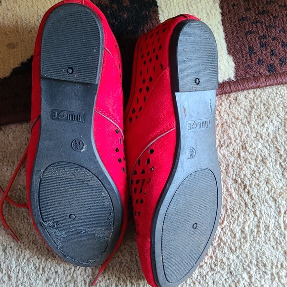 Flat - Picture 3 of 4